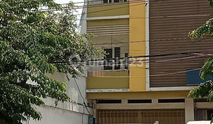 Dijual Ruko Area Komersial di Kapas Krampung Surabaya