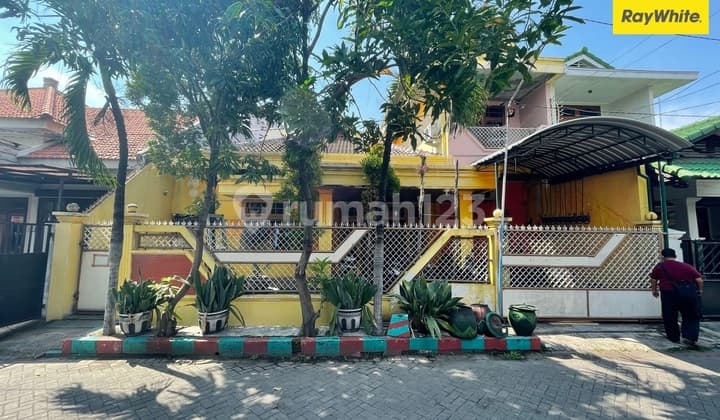 For Rent: 2-story house on Ikan Mungsing Perak Street, Surabaya.