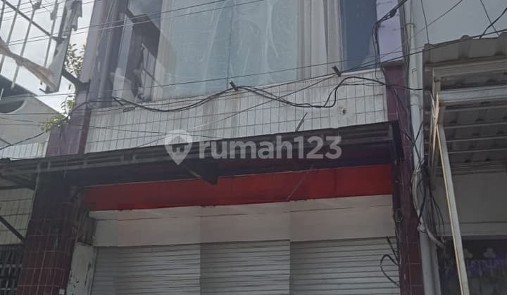 Ruko Disewakan di Jl Tumapel Surabaya Pusat