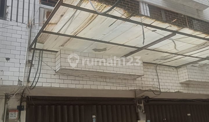 Disewakan Ruko 4 lantai di Jl Kalianyar Surabaya Pusat Disewakan Ruko 4 lantai di Jl Kalianyar Surabaya Pusat