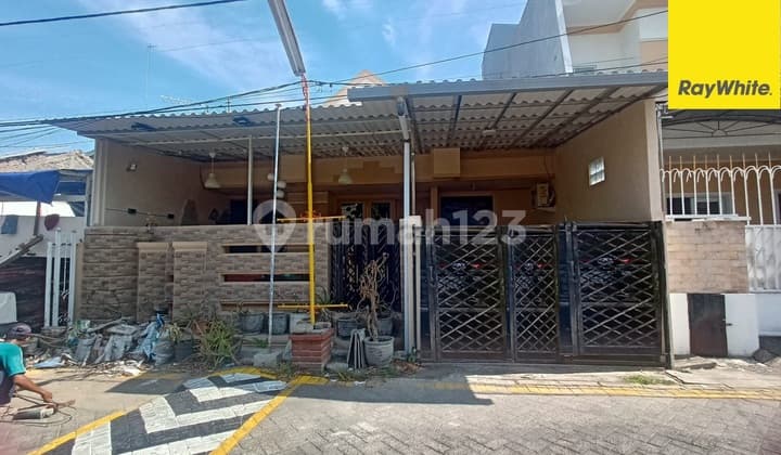 Dijual Rumah SHM di Mulyosari Tengah Surabaya
