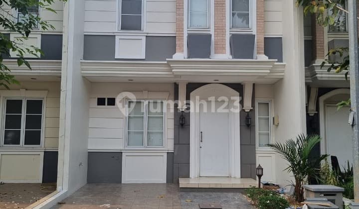 DIJUAL RUMAH 2 LANTAI SIAP HUNI, LOKASI DI VANYA PARK BSD CITY