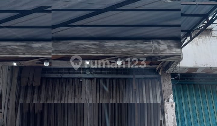 Disewakan Ruko 3,5 Lantai di Rungkut Kidul Industri Surabaya Disewakan Ruko 3,5 Lantai di Rungkut Kidul Industri Surabaya