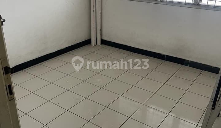 For Sale: 2-Story Shophouse in Manukan Tama, Surabaya