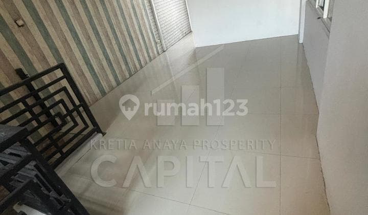 Ruko Luas 2 Lantai Siap Huni dan Lokasi Strategis untuk Usaha di Area Antapani Kota Bandung