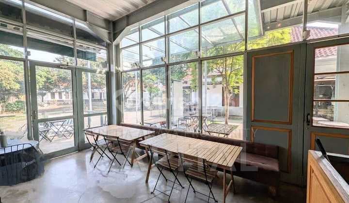 Tempat Usaha Kuliner Asyik dengan Lokasi Strategis dan Ramai di Sayap Dago