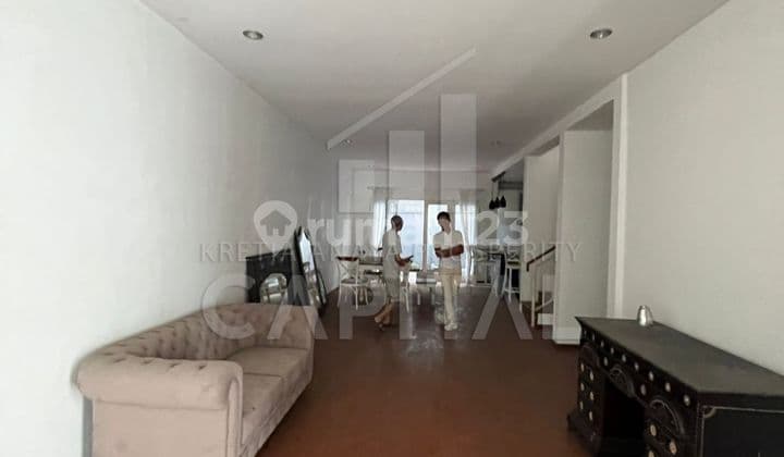 Rumah Minimalis 2 Lantai Siap Huni di Batununggal Bandung
