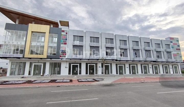 Ruko exclusive di CBD JABABEKA RES,cukup byr booking fee 25 jt,lgs akad,gratis biaya2 kpr,bpht dllb