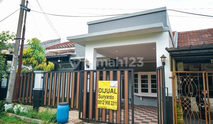 Rumah Siap Pakai Dalam Komplek Bukit Cimanggu City,Strategis Dekat Toll Jagorawi & Borr
