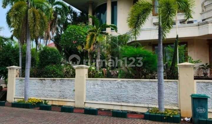 Rumah di Bgv Sanur Kelapa Gading,Bagus,Strategis,Hoek Cluster.exclusif