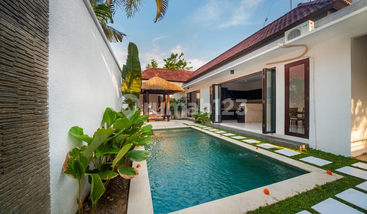 Nyaman 2,5 Kamar Villa dengan Kolam Renang di Sanur Bali Disewakan Tahunan