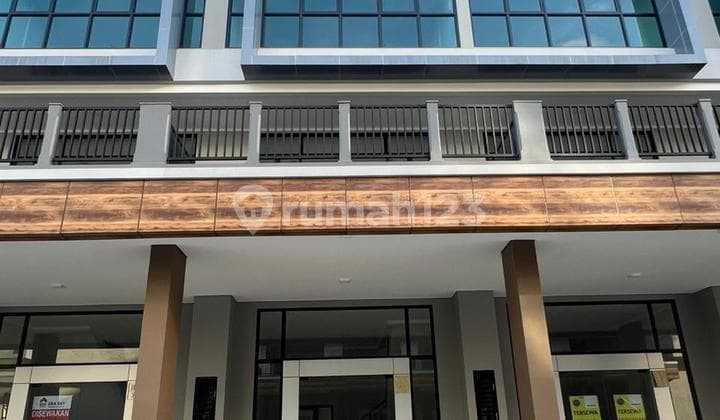 Disewakan.celat Ruko Crystal Summarecon Bekasi