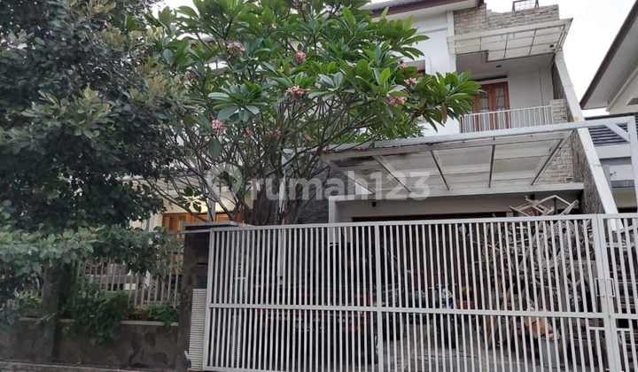 Dijual Cepat Rumah Cantik Furnish Di Heliconia Harapan Indah Bekasi