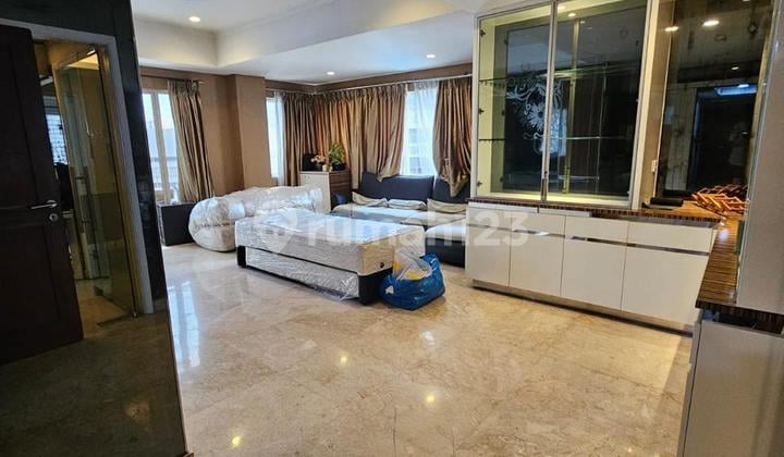 Di Sewakan Murah Apartemen Royal Mediterania 3+1 Jarang ada