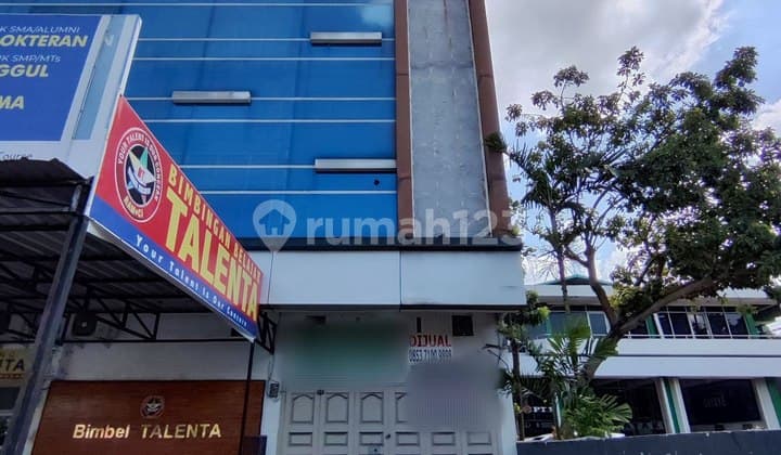 For Sale: Affordable Empty Shop House Facing Main Road SM Raja Medan