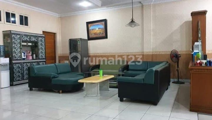 Villa Mewah Nyaman Taman Malibu Indah - Polonia Medan