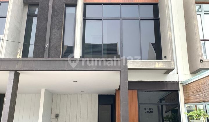 Di Jual Murah Villa Komplek Risedenta Siap Huni