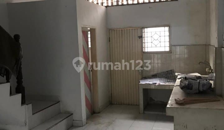 Ruko Murah Dijual di Jalan Waringin Dalam