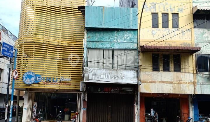 Dijual Ruko Strategis di Jl. Asia Simpang Indragiri Medan
