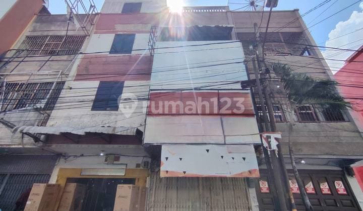 Ruko Strategis Dekat Mall Cocok Lokasi Usaha Jalan Asia