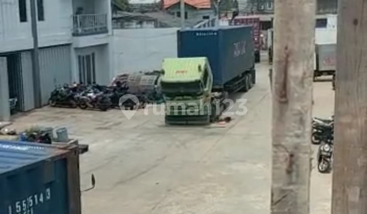 Disewakan dengan Harga Termurah dengan Lokasi Strategis. Gudang Dalam Komplek Pergudangan Kalideres Jakarta Barat. Hubungi Ingche 0877xxxxxxxx