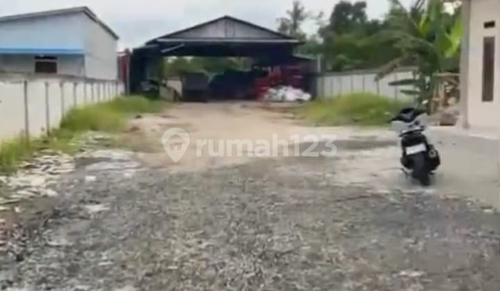 Dijual Cepat dengan Harga Sangat Terjangkau Gudang Lokasi Tepi Desa Sindangsari Kec. Pasar Kemis Tangerang. Hubungi Ingche 0877xxxxxxxx