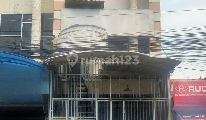 Ruko Di Jalan Kenjeran