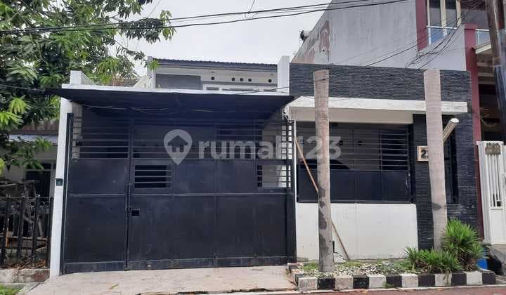 Rumah Di Mulyosari Tengah, Kalisari