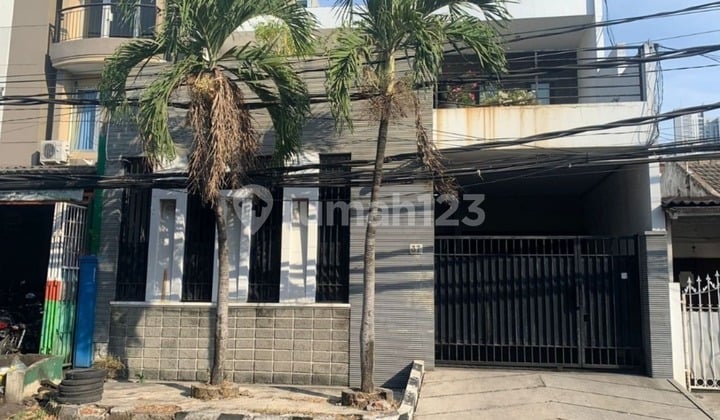 Rumsh Simpang Darmo Permai Selatan