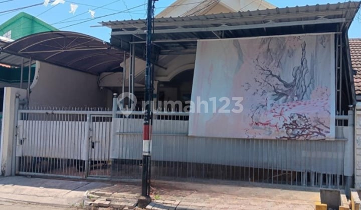 Darmo Permai Selatan House Darmo Permai Selatan House