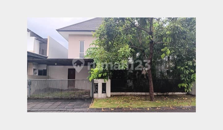 Rumah Graha Natura Surabaya