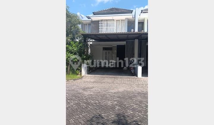 Rumah Royal Residence Addington