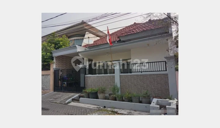 Rumah di Satelit Timur Surabaya Rumah di Satelit Timur Surabaya