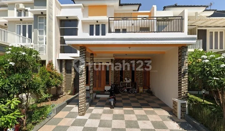 Rumah Tirtasani Royal Resort Seville Malang Rumah Tirtasani Royal Resort Seville Malang