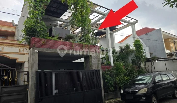 Rumah Klampis Semolo Timur Rumah Klampis Semolo Timur