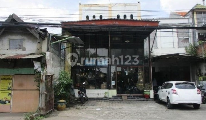 Ruko Di Jalan Menur Pumpungan Surabaya