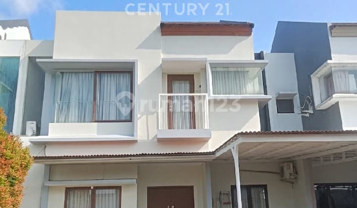 Rumah Minimalis Modern di Cluster Cassia, Jgc Jakarta Timur