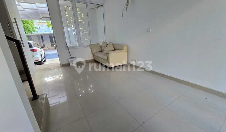For Rent Strategic House in Jakarta Garden City