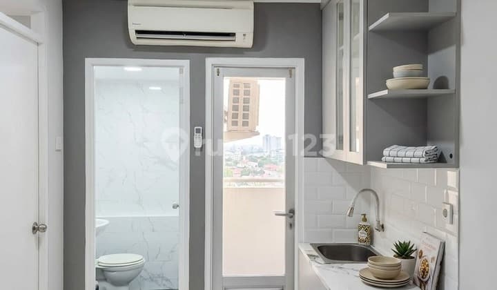 Dijual Apartemen Mewah Harga Murah: 2Br Gading Nias Baru di Renovasi, Tinggal Bawa Koper