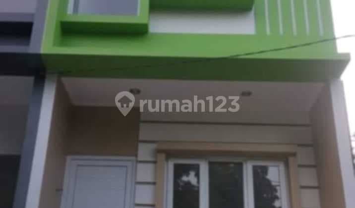 Ready-to-Occupy House in the Sukapura Customs Complex, Kelapa Gading, North Jakarta