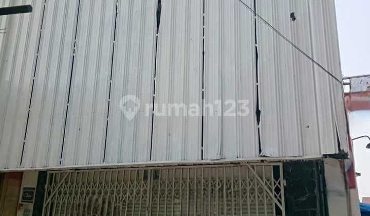 Ruko Lebar Tengah Kota Semarang Traffic Ramai