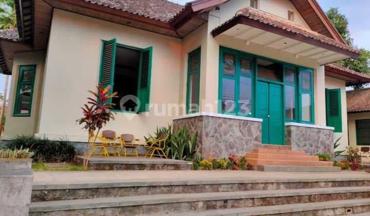 RUMAH COCOK UNTUK USAHA DI AREA KOMERSIL TENGAH KOTA SALATIGA