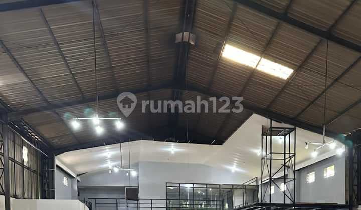 Fuso Access Warehouse in Ambarawa, Central Java