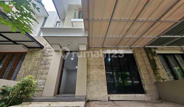 DISEWAKAN RUMAH BAGUS 2 LANTAI SIAP HUNI DI CITRASUN SEMARANG