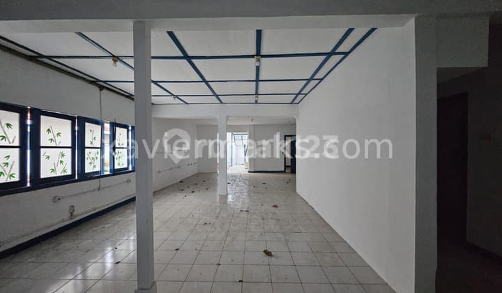 RUANG USAHA COCOK UNTUK OFFICE KULINER MAUPUN USAHA LAIN LOKASI GAJAHMUNGKUR SEMARANG