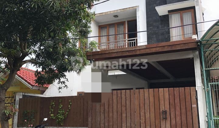 Rumah 2 Lantai bagus dekat Bandara