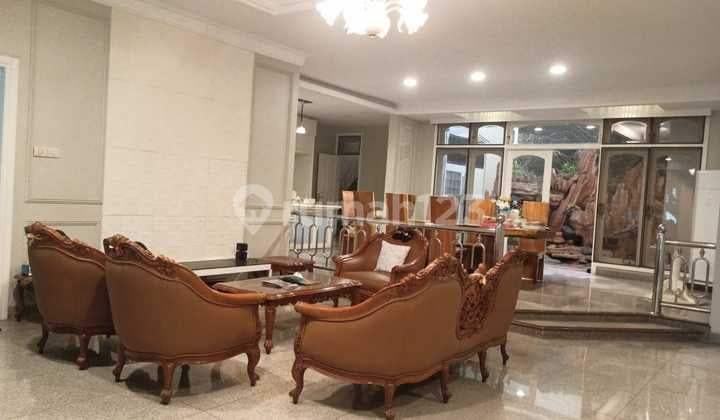 Jual Cepat Rumah Mewah Boulevard Intercon Jakarta Barat Ada Lift dan Gerbang Otomatis
