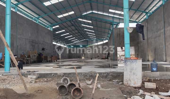 Disewa Gudang 2000M2 Semanan Jakarta Barat Ada Loading Dock Gudang Strategis Akses Mudah Cocok untuk Logistik & Distribusi