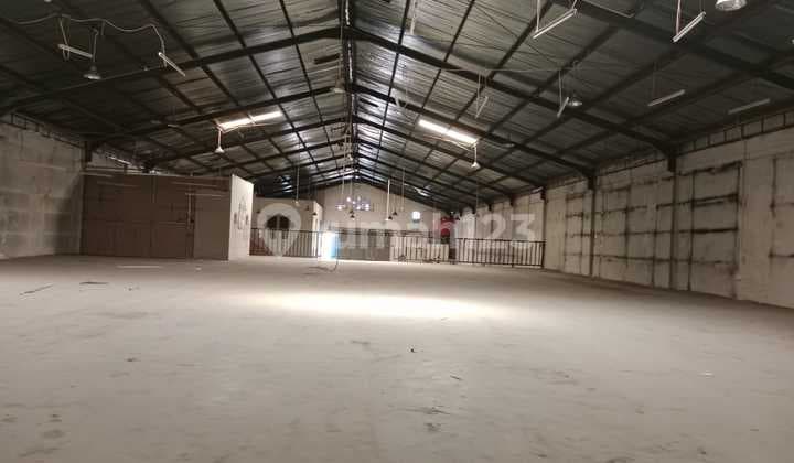 Gudang Besar 1200M2 Strategis di Pantai Indah Dadap Dekat Akses Tol Rawa Bokor Bandara Cocok untuk Distribusi Logistik Manufaktur Import Export