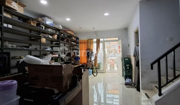 Rumah Mewah Dijual Cepat Park Residence Taman Surya Jakarta Barat